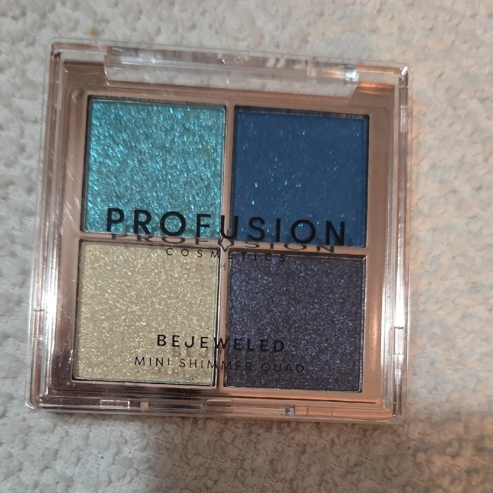Profusion Cosmetics written stars